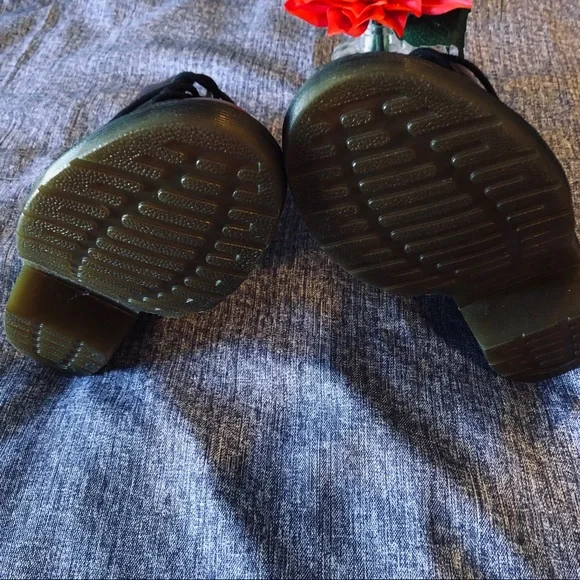 💜DR MARTENS💜 Clemency Purple Boots - Picture 2 of 6